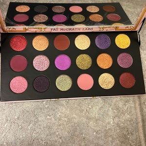 Pat McGrath mothership mega: Celestial Divinity palette